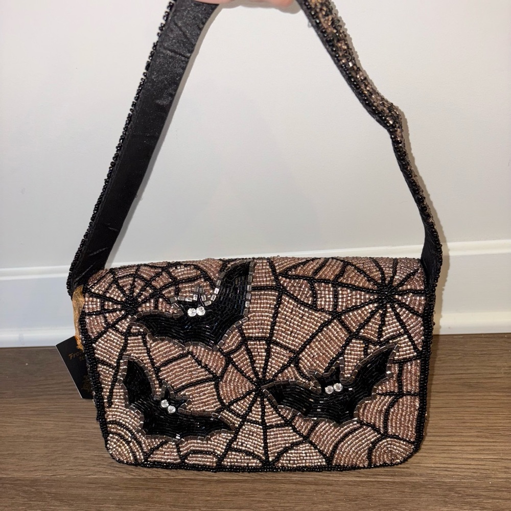 NWT Viral Halloween beaded bat bag - Picture 4 of 7